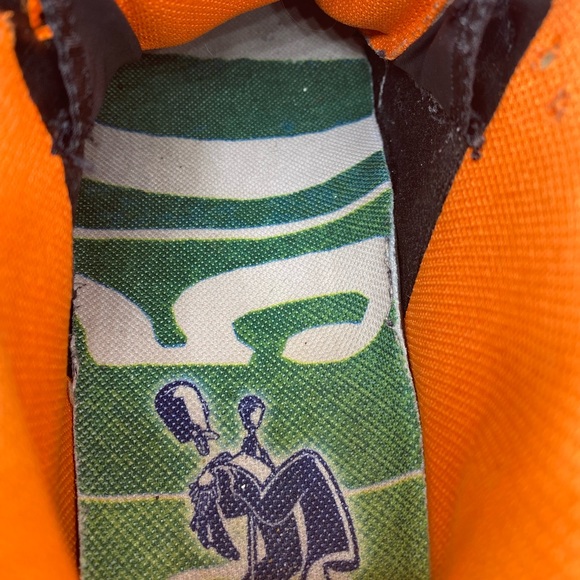 Nike - Picture 3 of 6